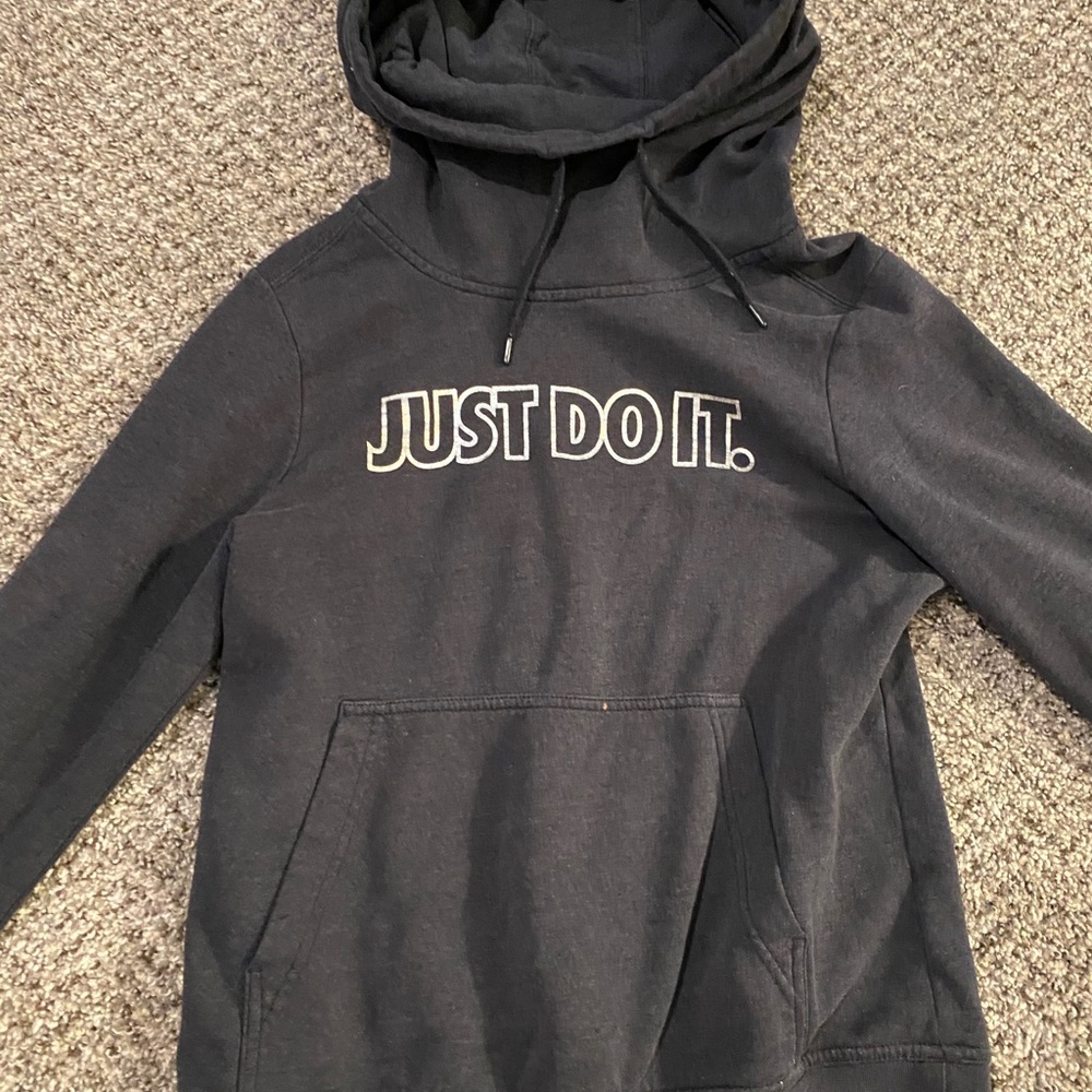 Nike sweatshirt